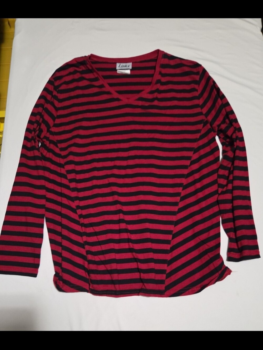 Links Women's large red black striped long sleeve top #16